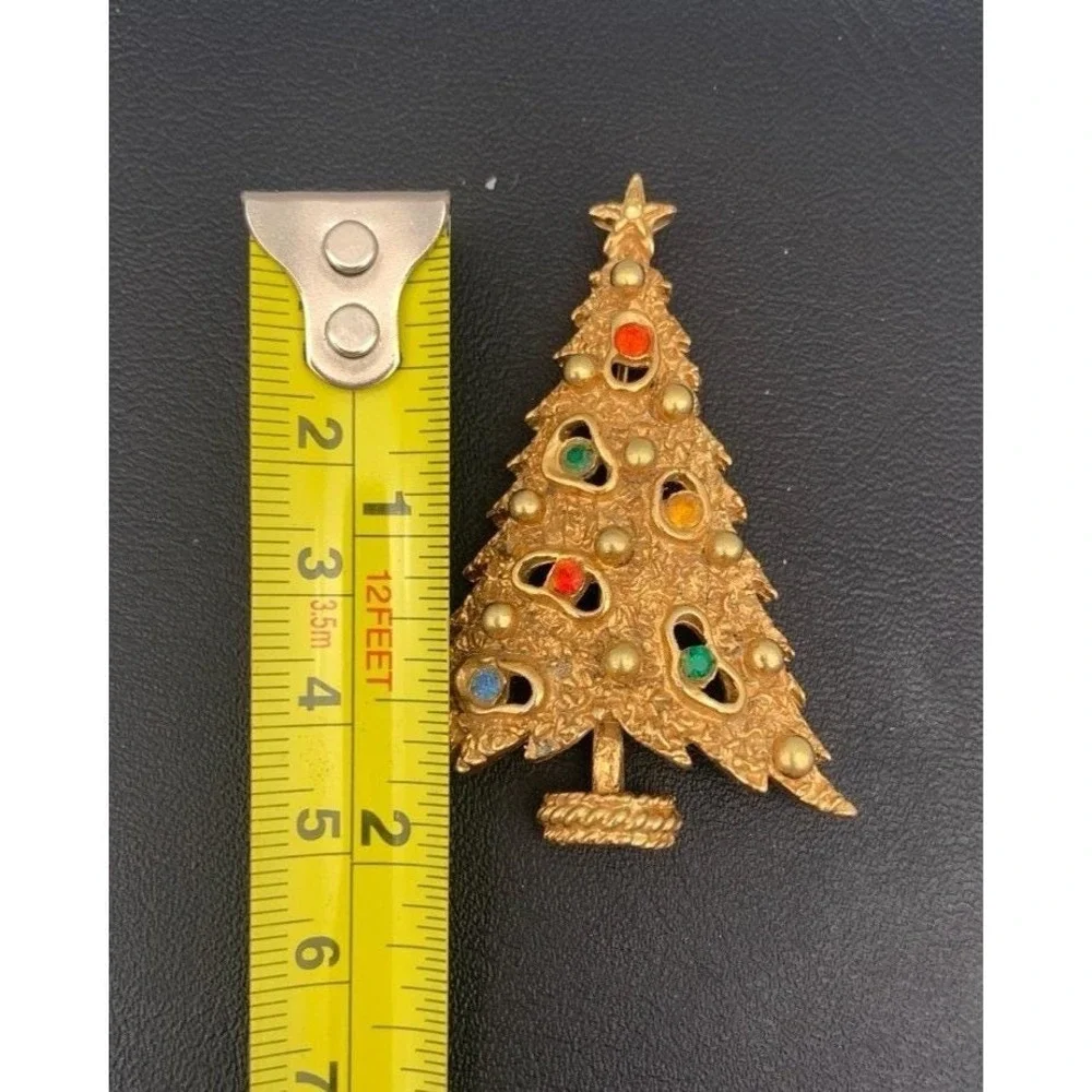 Vintage ART Arthur Pepper Gold Tone & Colorful Rhinestones Christmas Tree Brooch